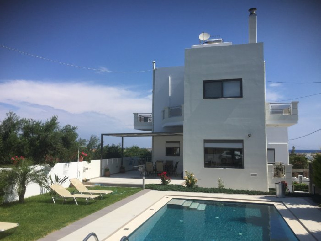 4 Bedroom Villa For Sale in Chania, Crete, Greece