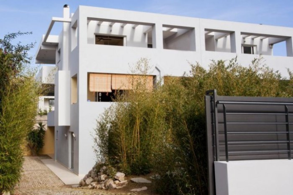 Semi-Detached House for Sale in Lagonisi, Athens