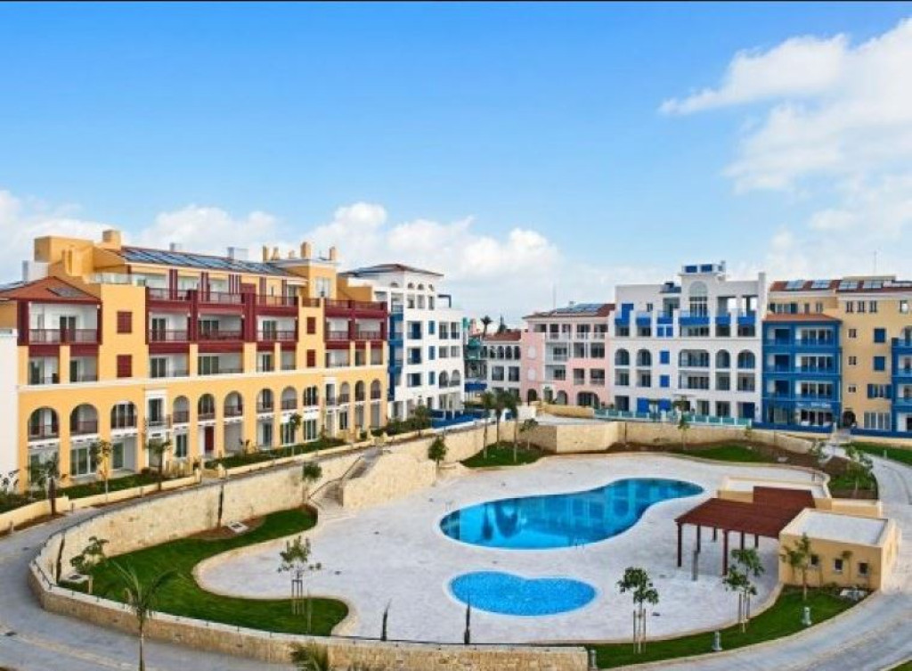 2 Bedroom Apartment For Sale in Limassol Marina