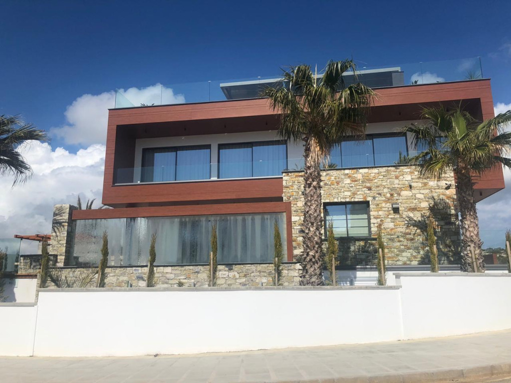 3 Bedroom Villa For Sale in Agia Napa