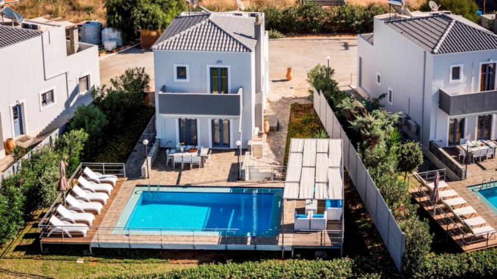 4 Bedroom Villa For Sale in Chania, Crete