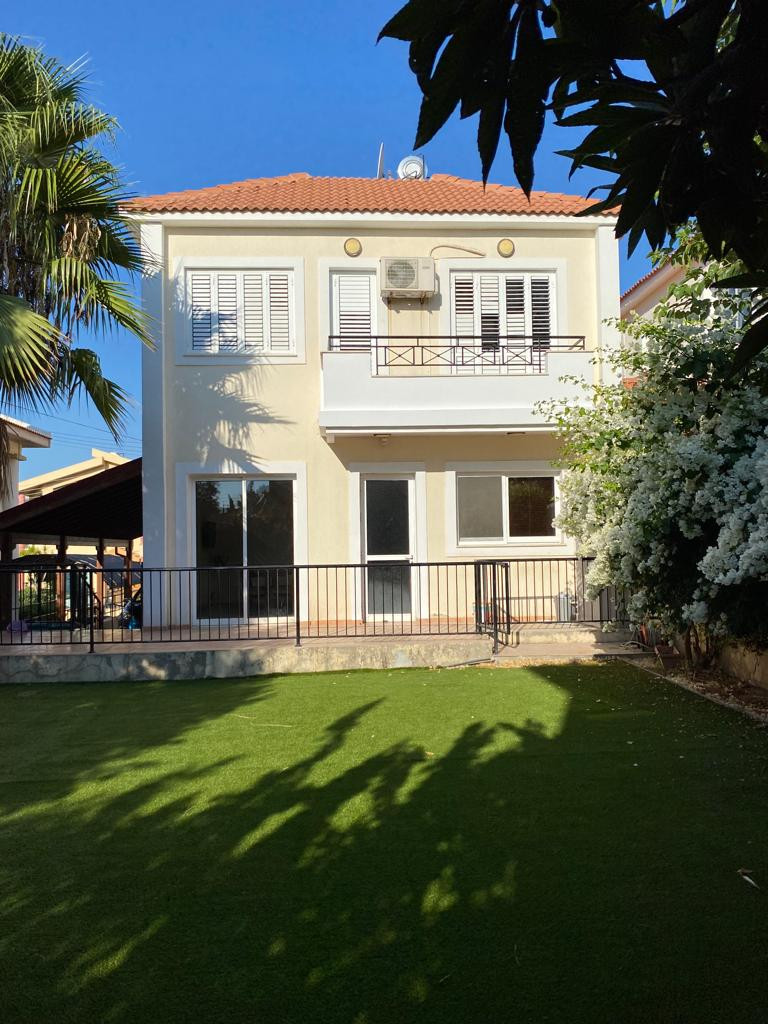 4 Bedroom House for Rent in Germasogeia, Limassol