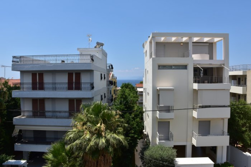 2 Bedroom Apartment in Voula, Athens
