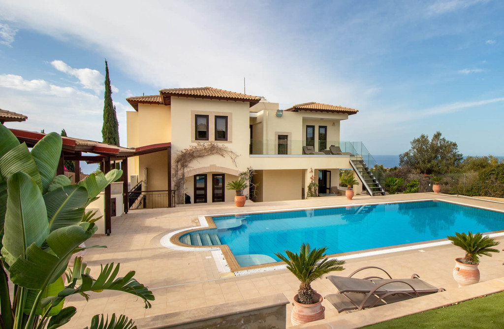 Luxurious 4 Bedroom Villa for Sale in Aphrodite Hills, Paphos